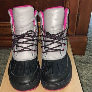 Nike Woodside 2 Boots